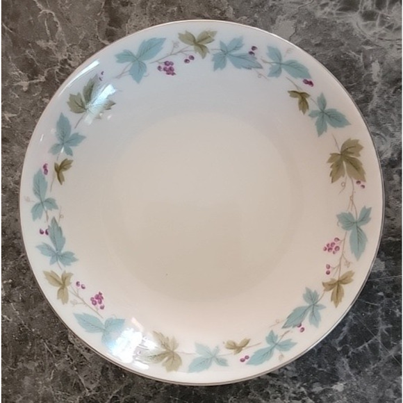 3 Vintage Fine China Japan #6701 Grapevine Blue Green Leaf Fruit Dessert Bowls - Picture 5 of 6